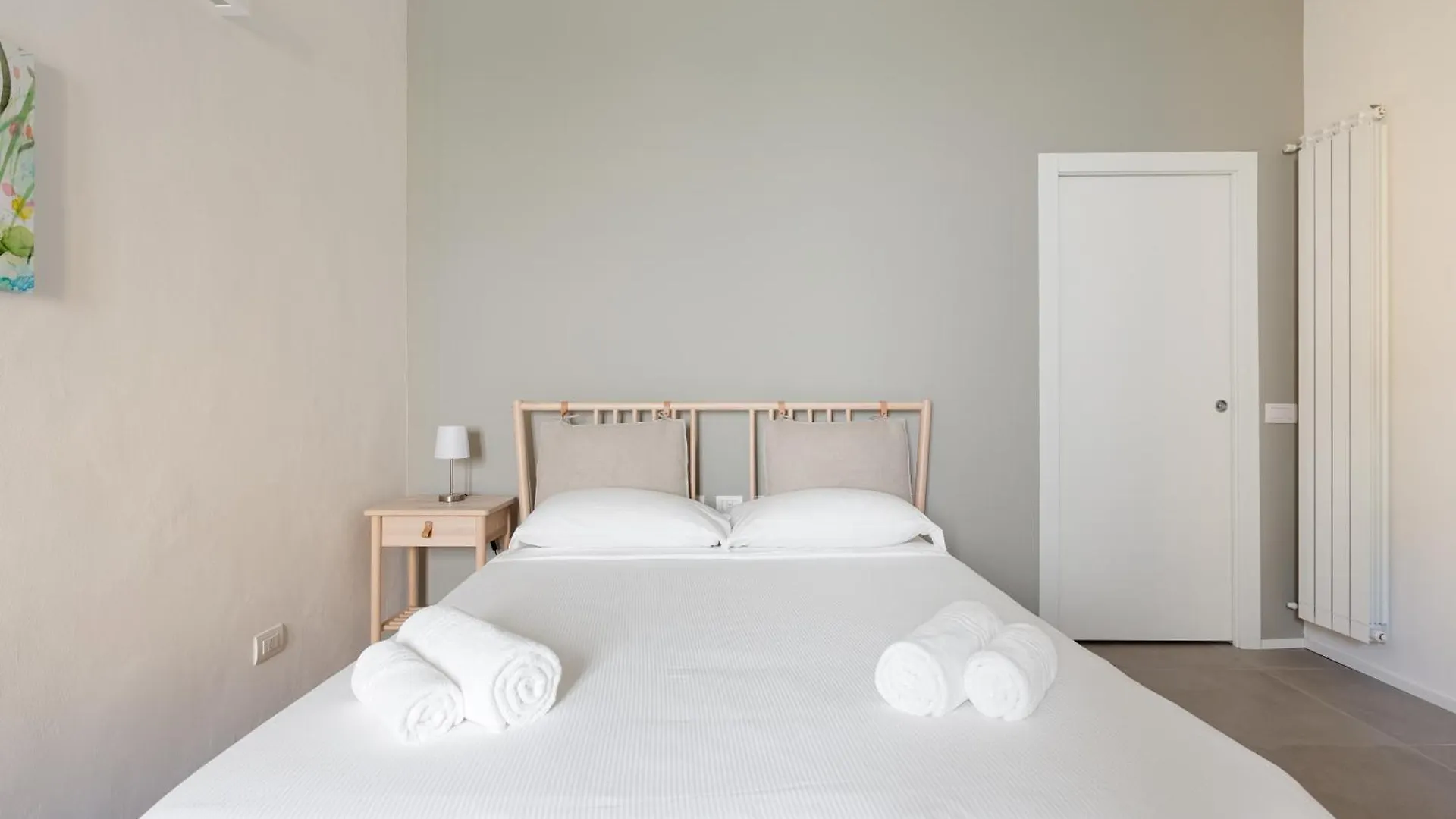 Apartment Corso Vercelli Cosy And Bright Studio Milan