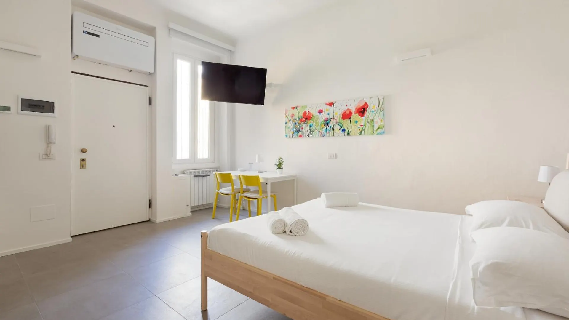 Corso Vercelli Cosy And Bright Studio Milan