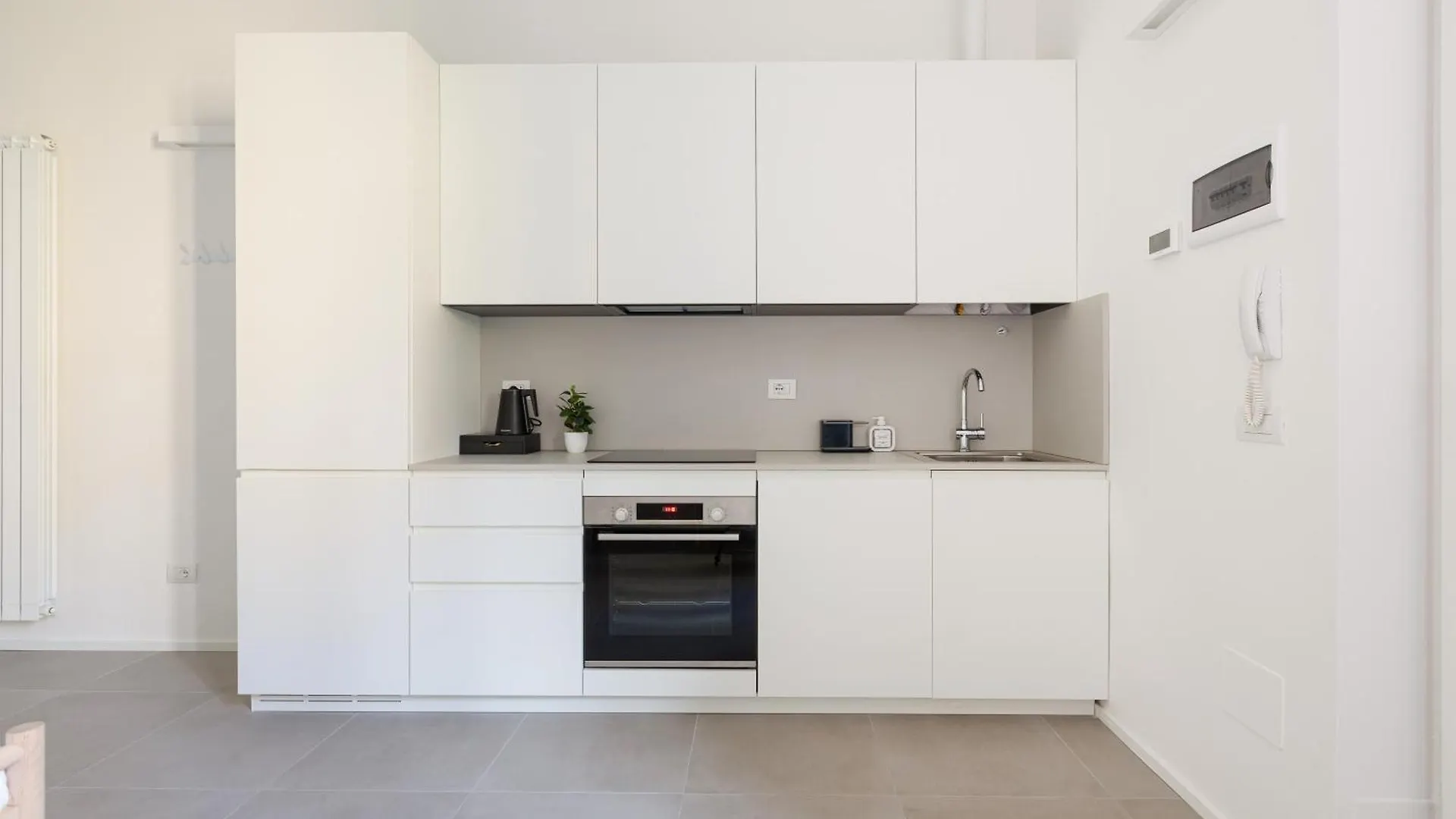 Apartment Corso Vercelli Cosy And Bright Studio Milan Italy